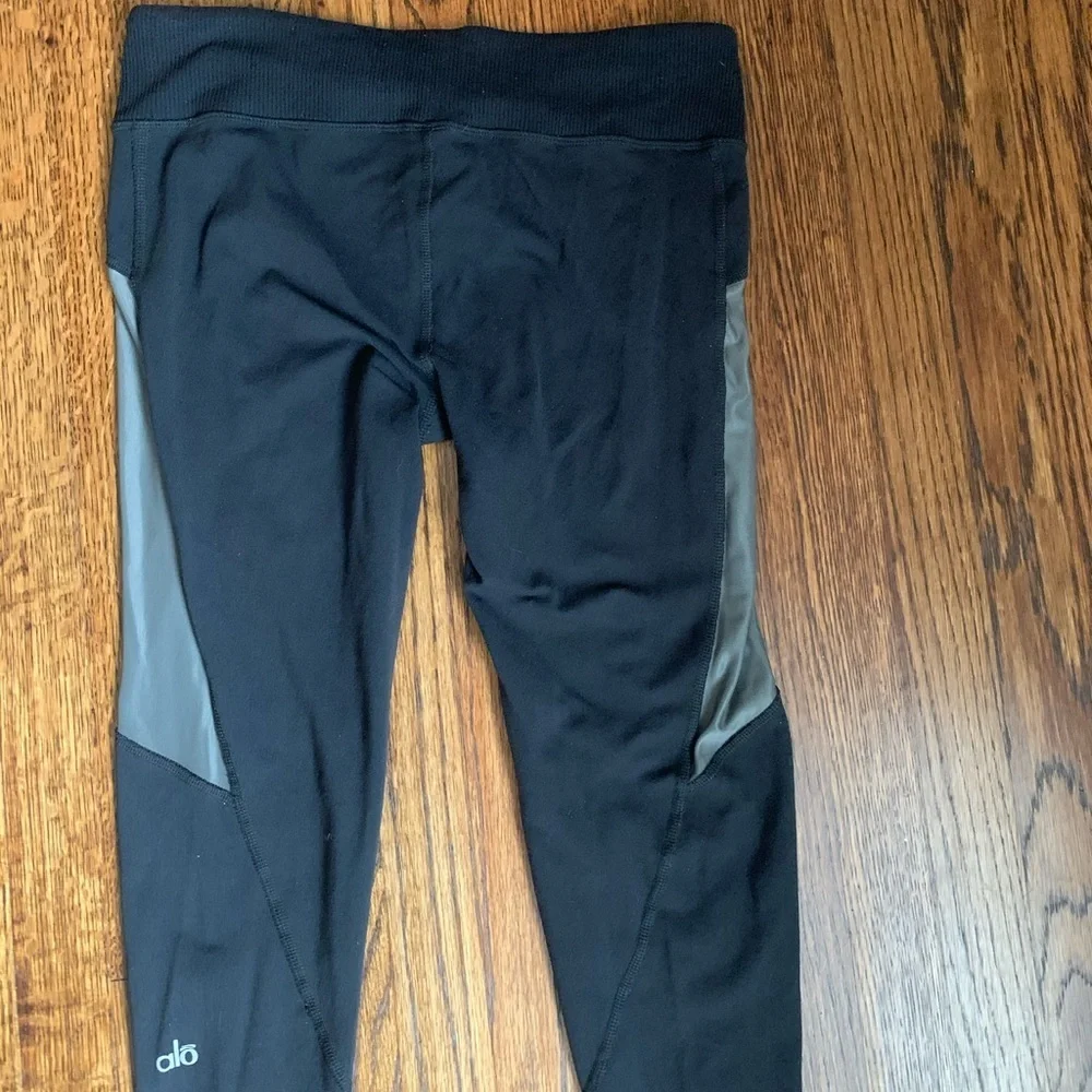 ALO Yoga good small